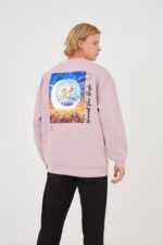 UNISEX VAN GOGH "Do Whatever Makes You Happy" Oversized Sweater in Pink