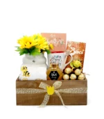 Queen Bee Gift Basket – A Sweet Treat for Mom